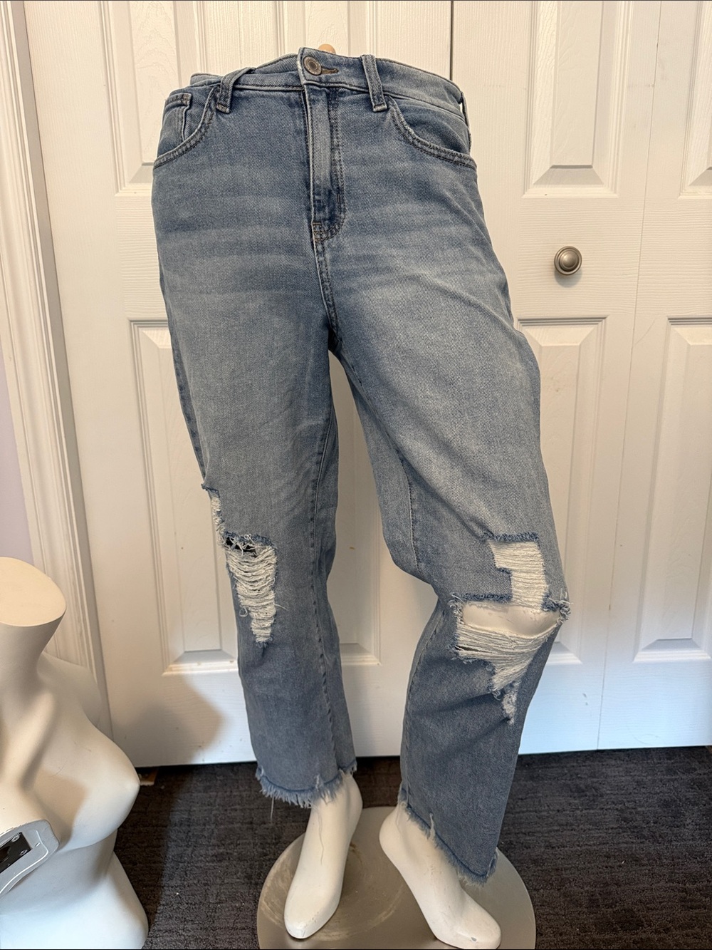 SO Light Blue High-Rise Distressed Boyfriend Jeans with raw Hem look